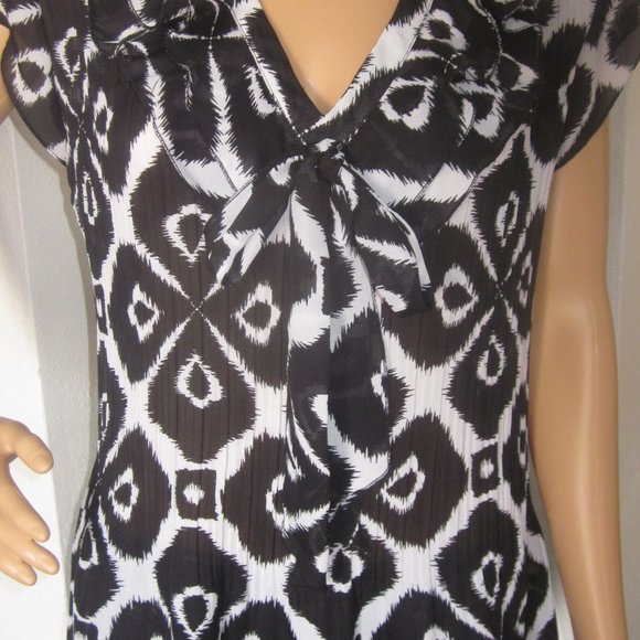 New Condition East 5th Blouse - Picture 1 of 3